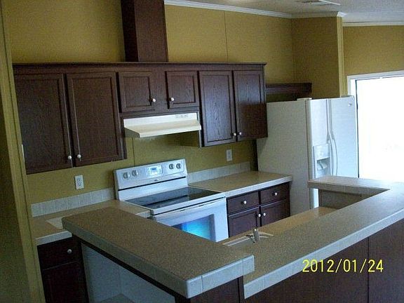 3rd image of 60 Deer Wood Way