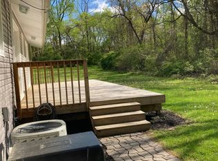 2540 Theiss Rd, Cuyahoga Falls, OH 44223