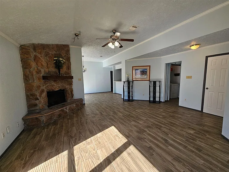 8319 Wind Veil Dr — Photo 10