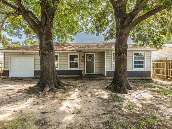 1105 Fisher St, Waco, TX 76705