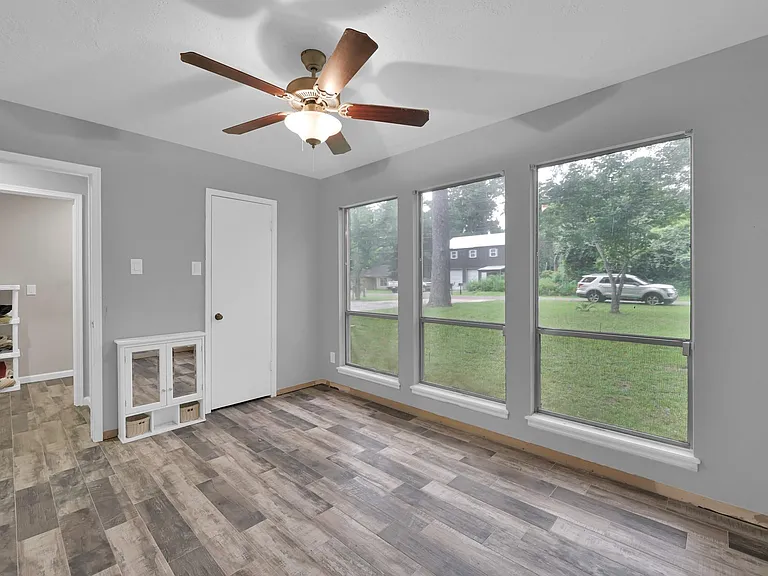 5928 Sinclair Dr — Photo 18