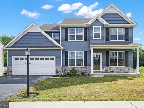 460 Taylor Dr, York, PA 17404