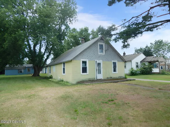 1896 Fairview Ave, Berwick, PA 18603