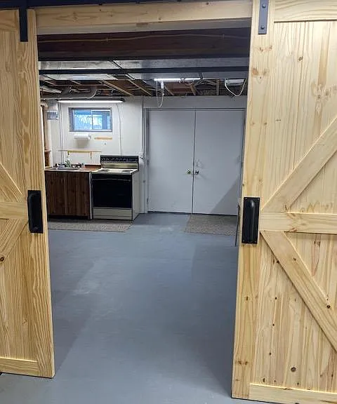 329 Mill St — Photo 25