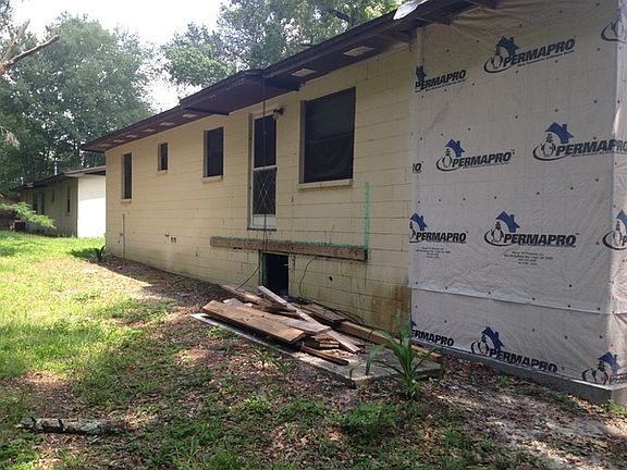 4th image of 1309 Ruby St