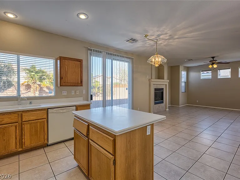 10054 Cambridge Blue Ave — Photo 12