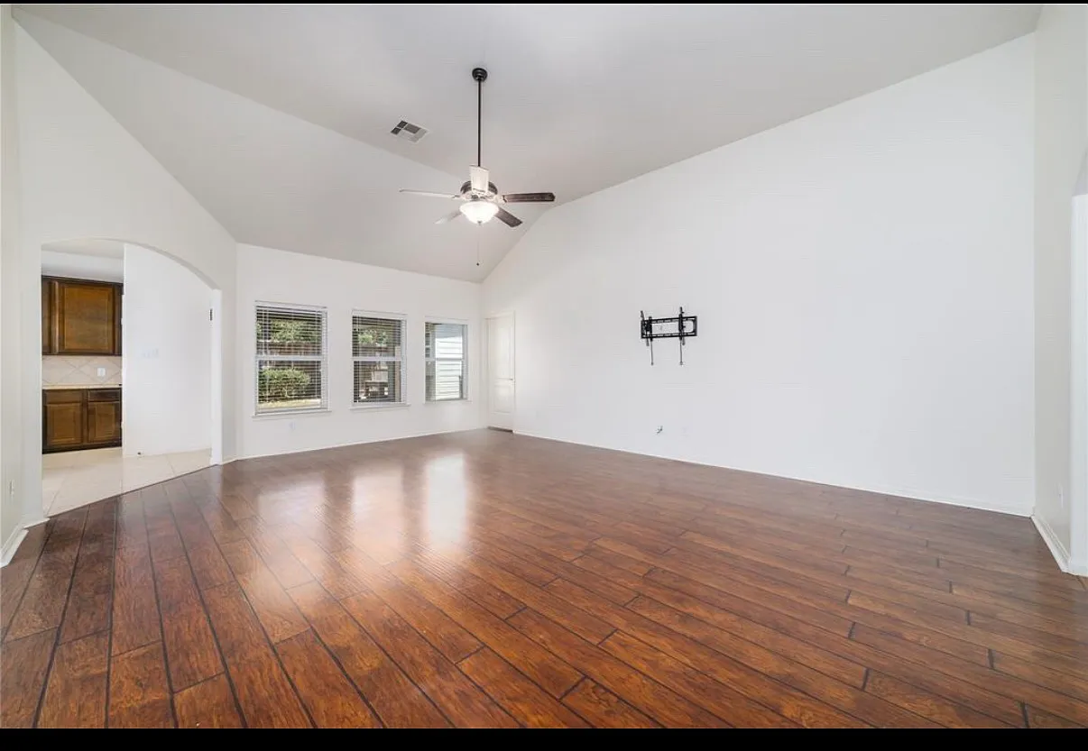 Wannan Ln, Conroe — Photo 3