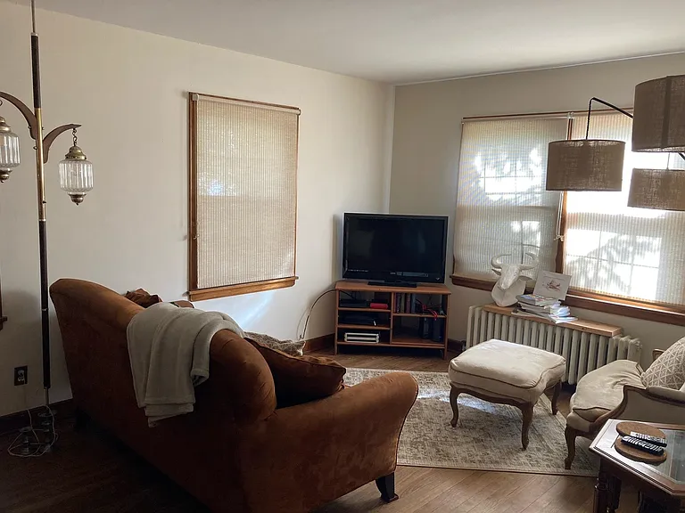 410 N Paterson St #4 — Photo 2
