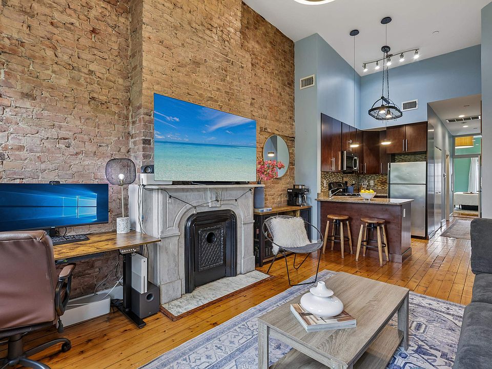 1st image of 229 3rd St APT 4L