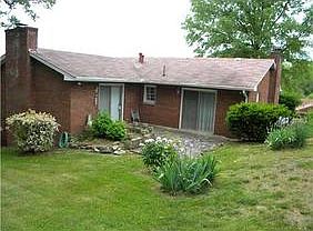 2nd image of 806 Breezemont Dr