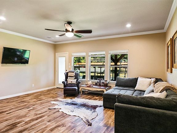 4th image of 116 Saint Francis Ln