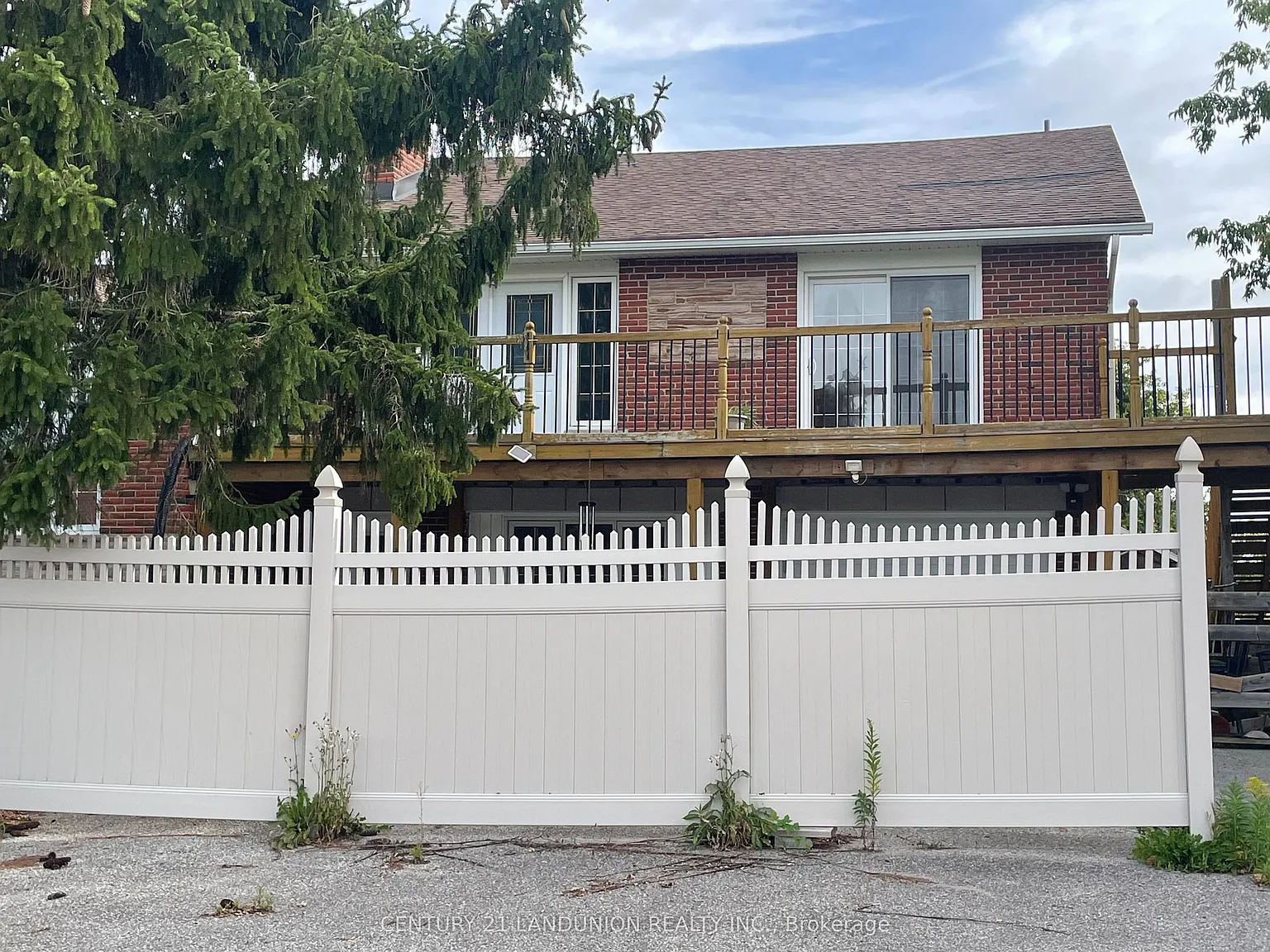 4 bed, $3,000 — Photo 2