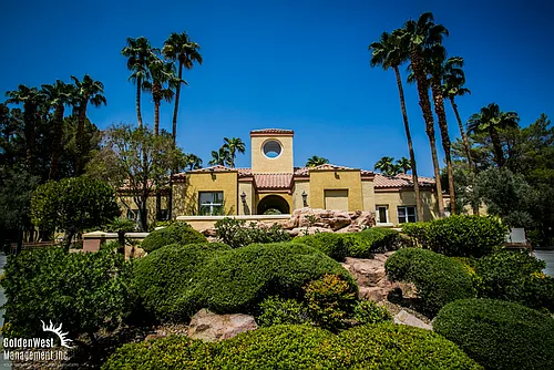 230 E Flamingo Rd Photo 1
