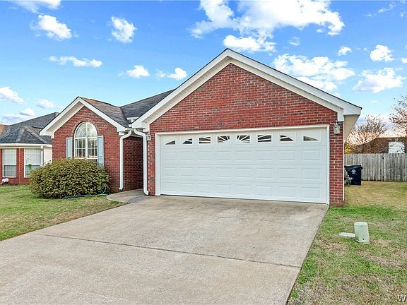 2nd image of 4701 Madison Cir