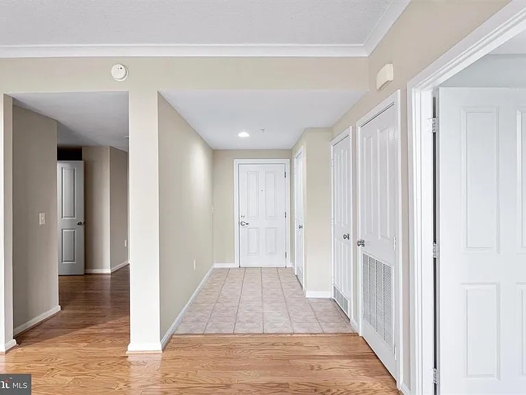 4480 Market Commons Dr #405 — Photo 33