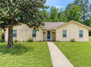 410 Rolling Hills Dr, White Hall, AR 71602