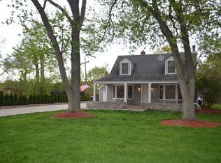 1N037 Ethel St, Wheaton, IL 60187