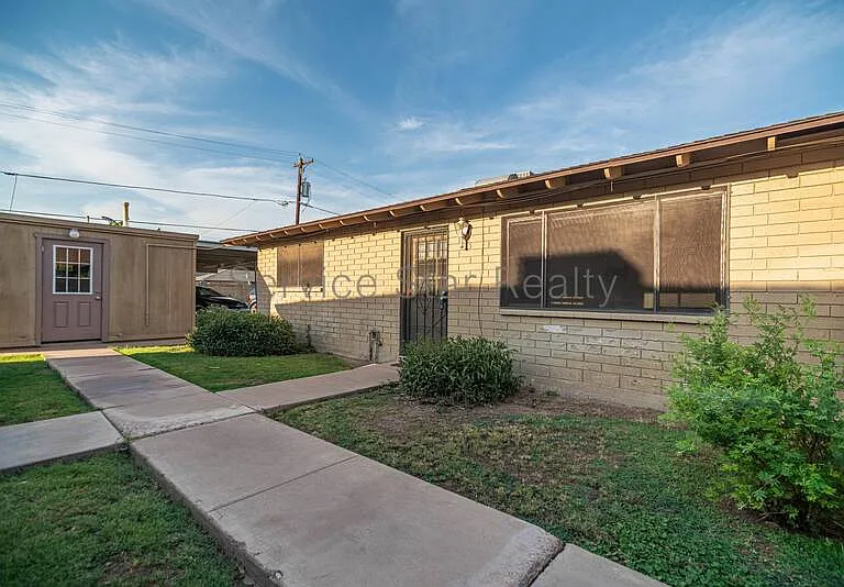 518 E Huntington Dr #3 — Photo 13