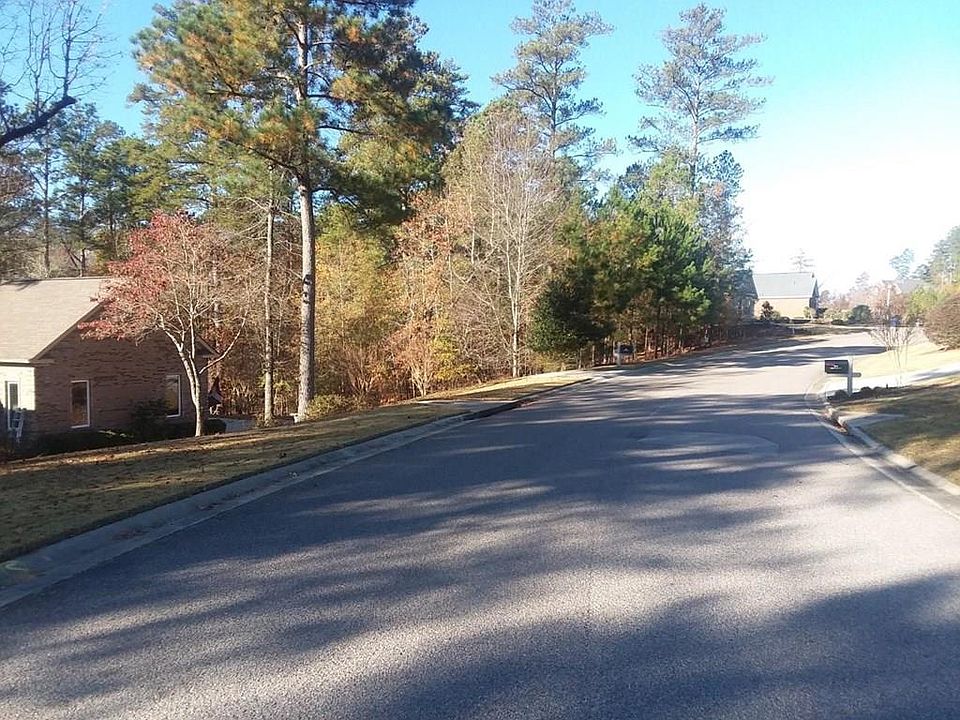 1st image of 201 Golden Oak Dr