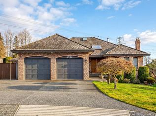 2572 Fuchsia Pl, Coquitlam, BC V3E 2M8