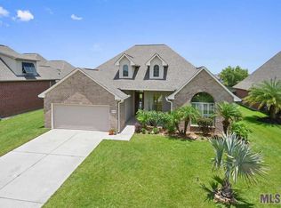 6135 Waterford Ln, Sorrento, LA 70778