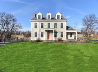 232 Old Farmers Rd, Long Valley, NJ 07853