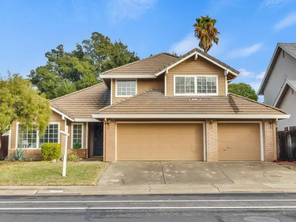 5525 Laguna Park Dr, Elk Grove, CA 95758