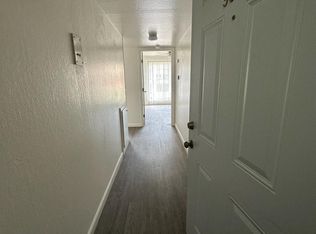 317 Hanover Ave #302, Oakland, CA 94606
