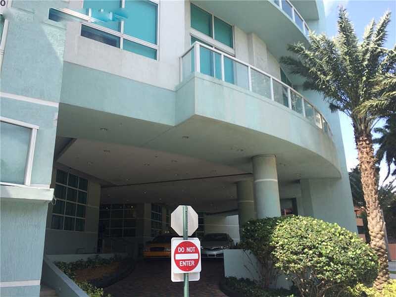 1st image of 1900 N Bayshore Dr APT 4805