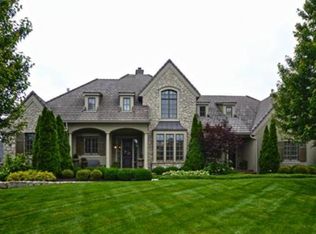 10901 W 141st St, Overland Park, KS 66221