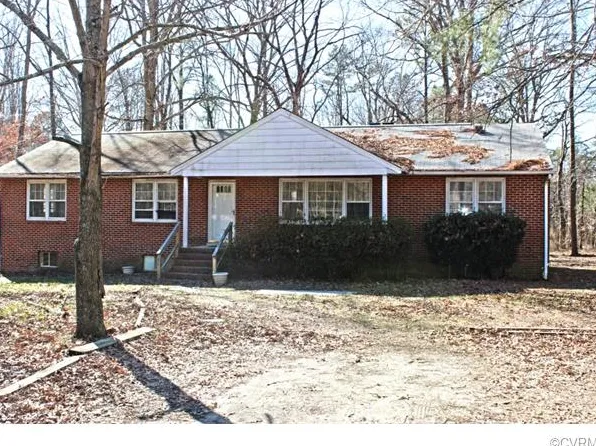 13418 Harrowgate Rd, Chester, VA 23831