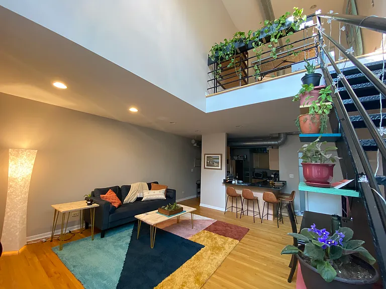 1302 N Greenview Ave #1 — Photo 7