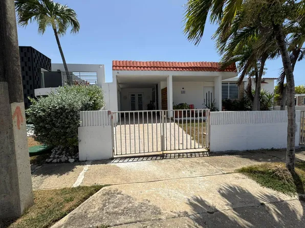 Urb Mar Azul Calle #A-29, Hatillo, PR 00659