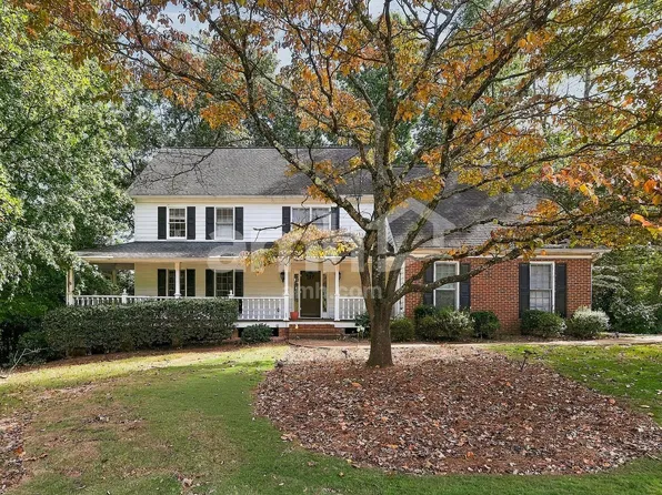 1252 Lake Washington Dr, Lawrenceville, GA 30043