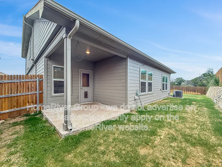 6117 Montrelia Dr — Photo 15
