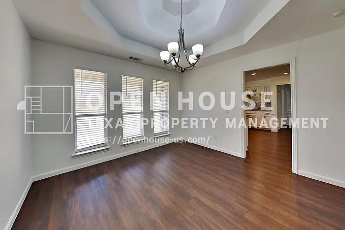 810 Rivercrest Blvd — Photo 8