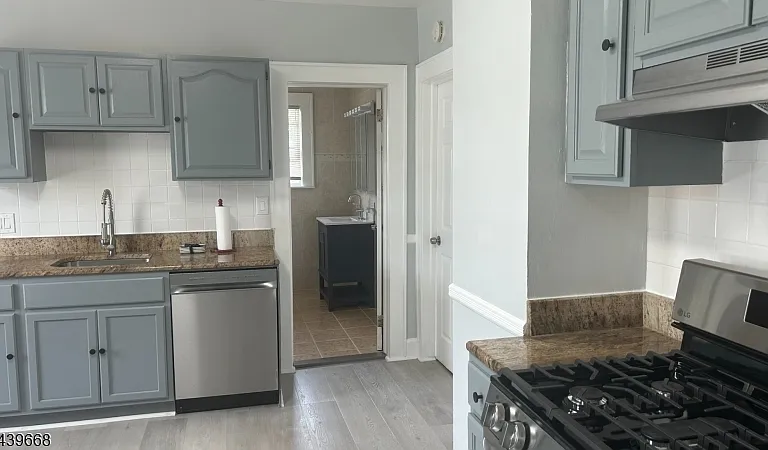 73 Lakewood Ter — Photo 15