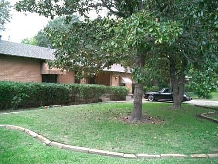 1st image of 9939 Kilarney Dr