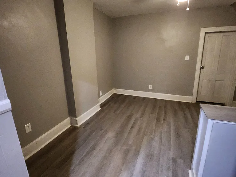 24-26 Carey Ave #26-3 — Photo 8