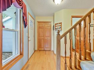 528 Severn Way, Eagan, MN 55123