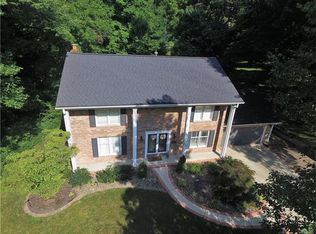 319 N Powder Mill Rd, Belleville, IL 62223