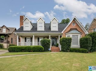 2508 Crossgate Pl, Vestavia Hills, AL 35216