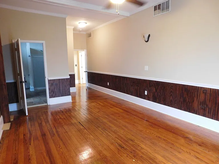 216B Middle St — Photo 6