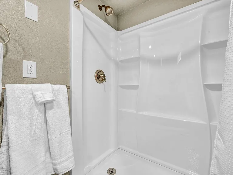 1678 Ordway Ave — Photo 26