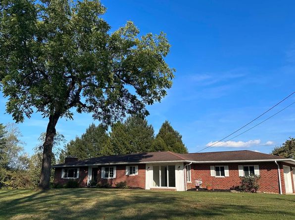 335 Pinehill Est