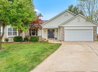3 Crow Ct, O'Fallon, MO 63366