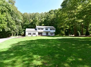 160 Greentree Rd, Moreland Hills, OH 44022