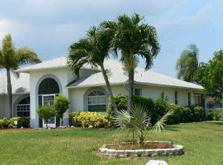 11989 Princess Grace Ct, Cape Coral, FL 33991