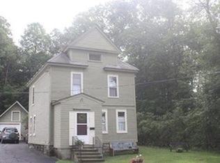 712 S Perry St, Johnstown, NY 12095