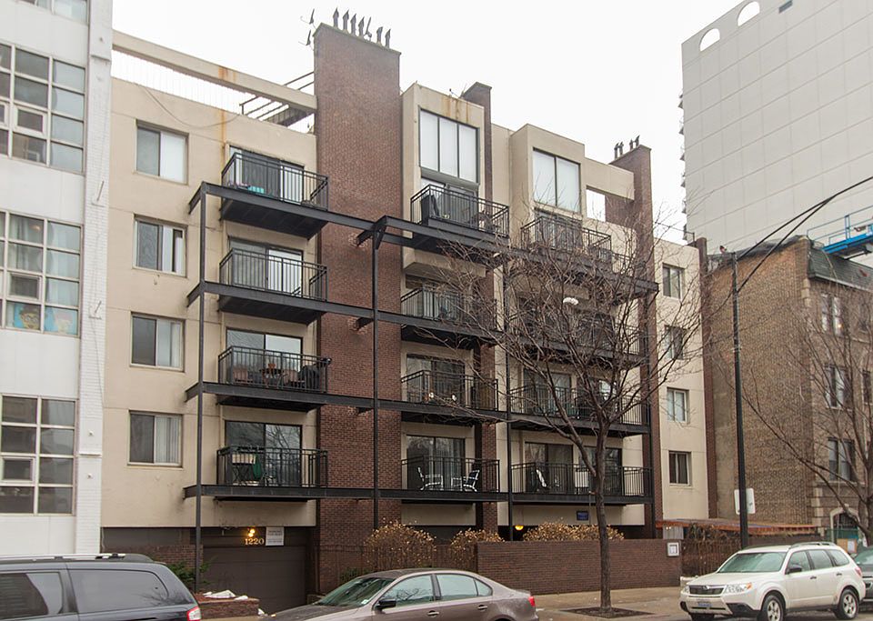 1st image of 1220 N La Salle Dr APT 4D
